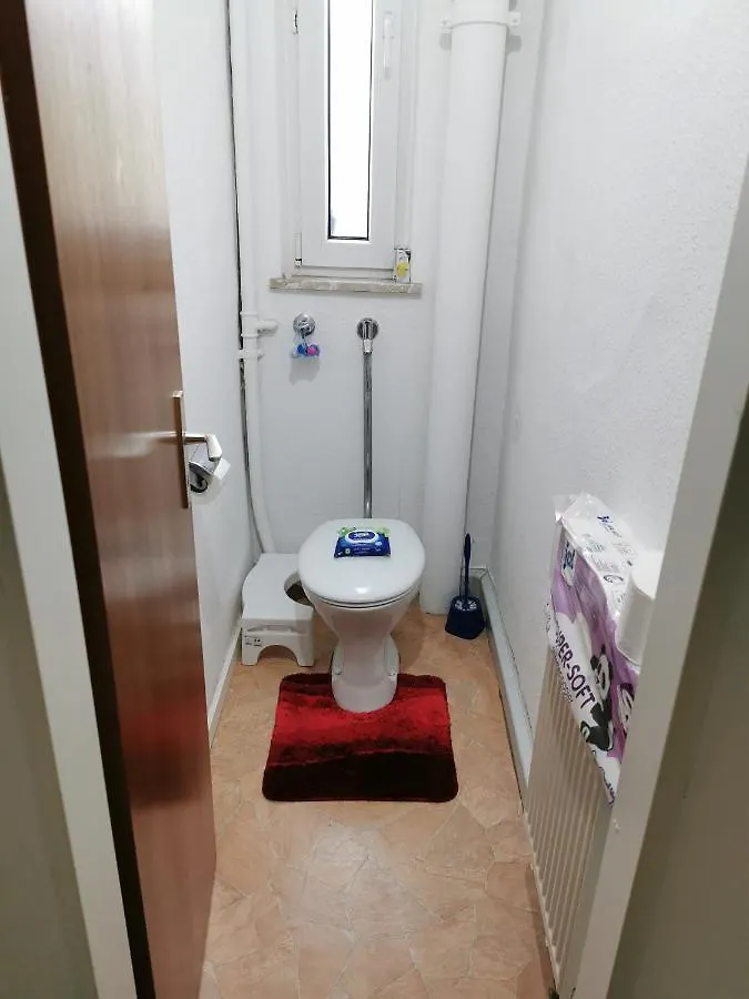 Guest house Nearwoehrderseaandstation Hotel Nuremberg